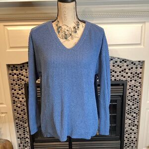 New Directions blue sweater, size medium‎